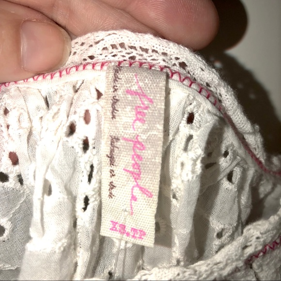 FREE PEOPLE LACE TAUPE TANK w/PINK STITCHING. - Picture 6 of 8